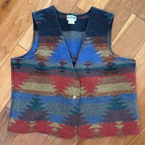 Two Twenty Vest Aztec Blanket Print XL Soft Acrylic Wool Poly Blend Made In USA